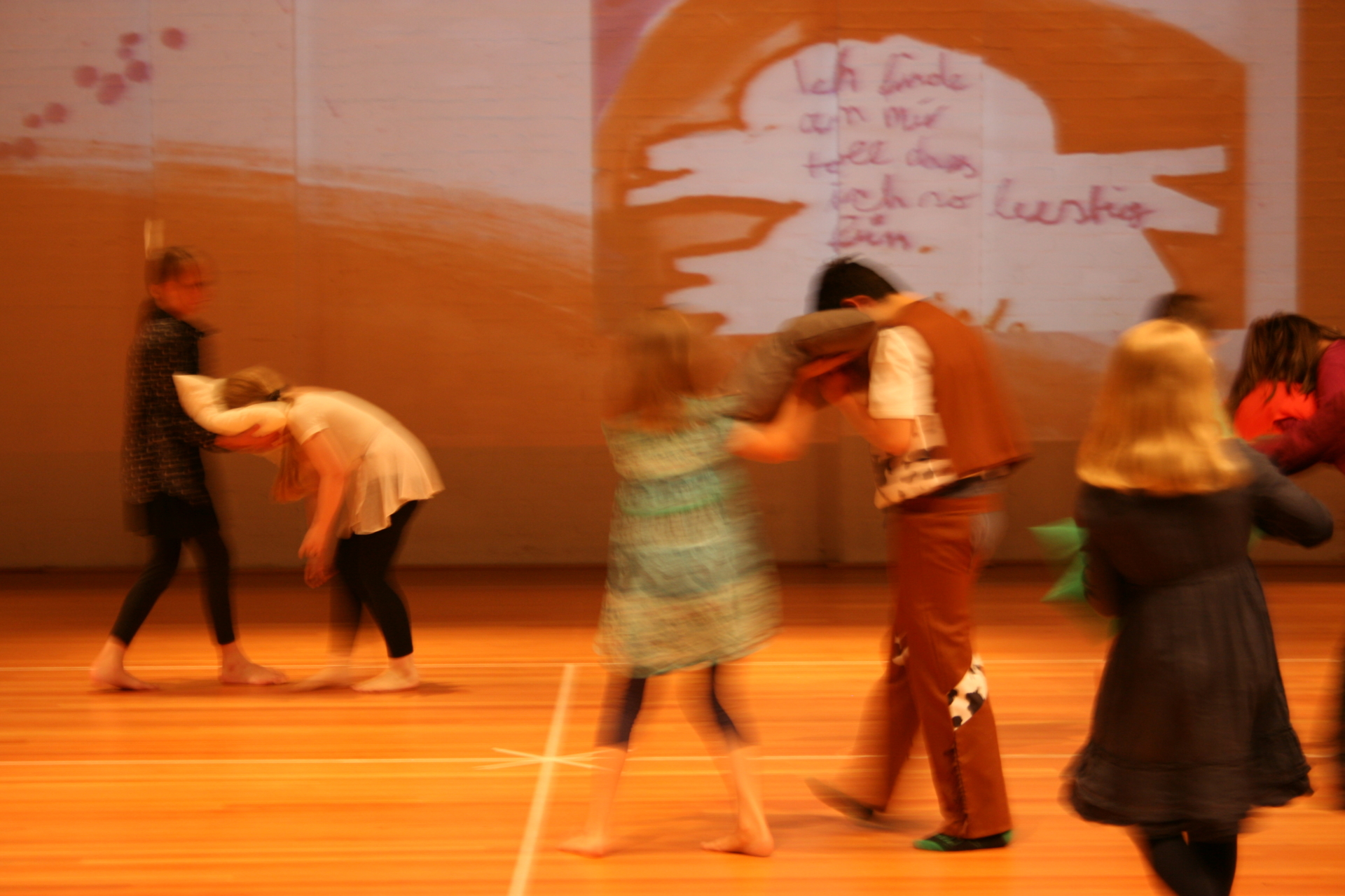 laboratorium haus 1 Lydia Müller – Tanz/Choreographie – Kleine Dinge